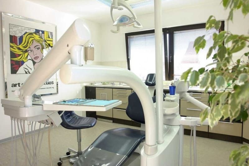 Zahnarztpraxis Dr. Tjindra und Radde
